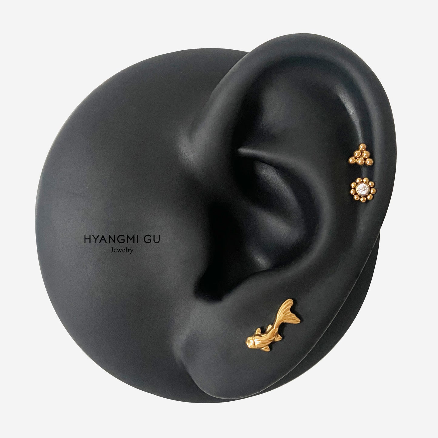 16G Titanium Wave Fish Flat Back Stud