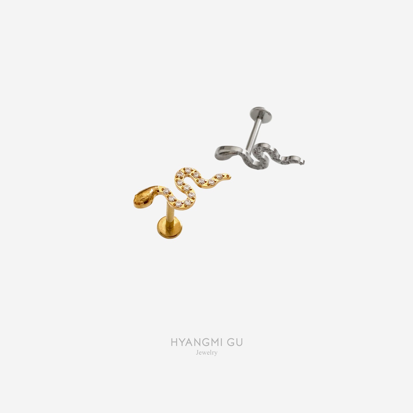 16G Titanium Cz Snake Flat Back Stud