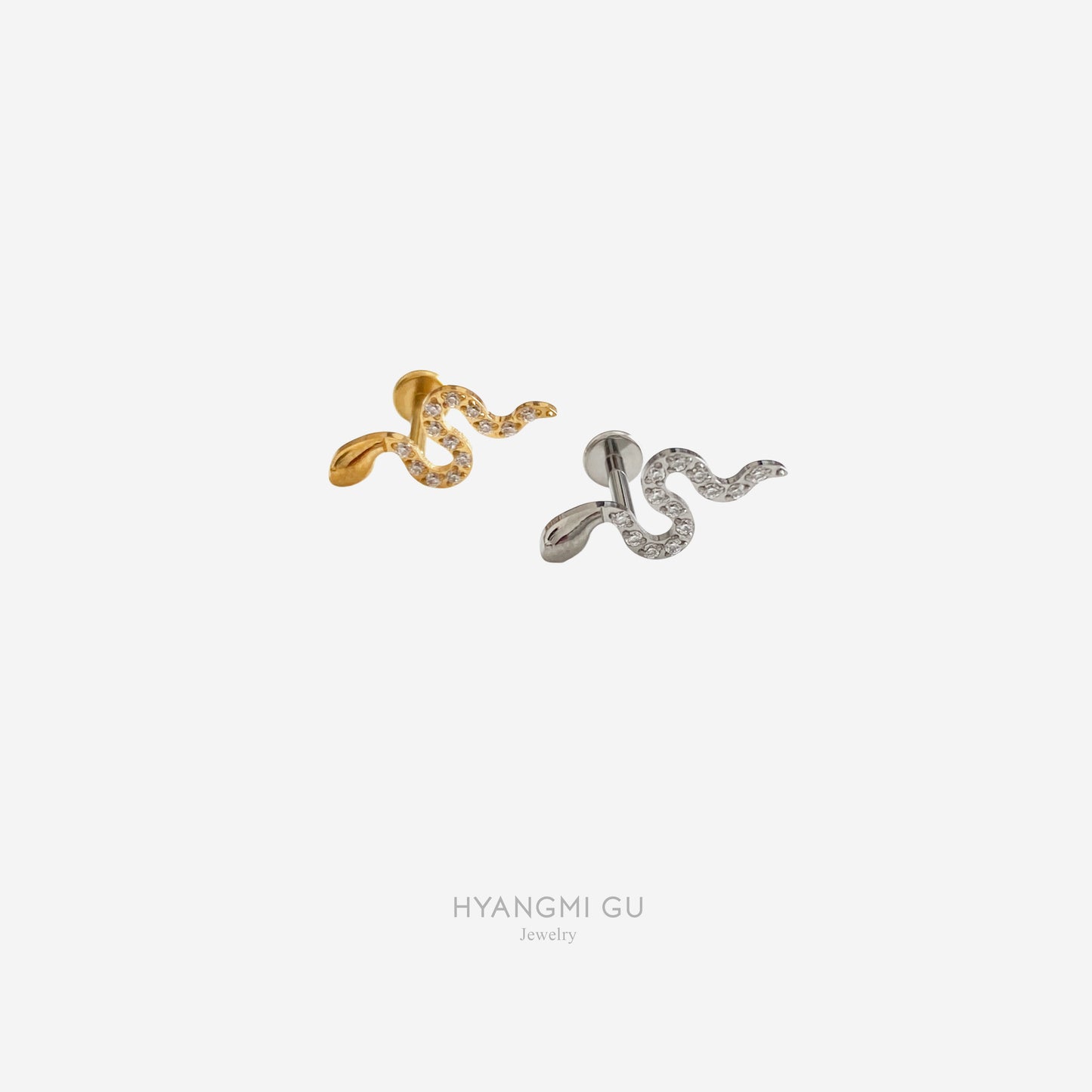 16G Titanium Cz Snake Flat Back Stud