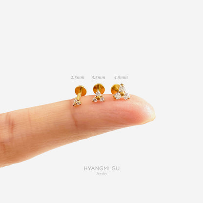 16G Titanium 2.5-4.5mm Flower Flat Back Stud