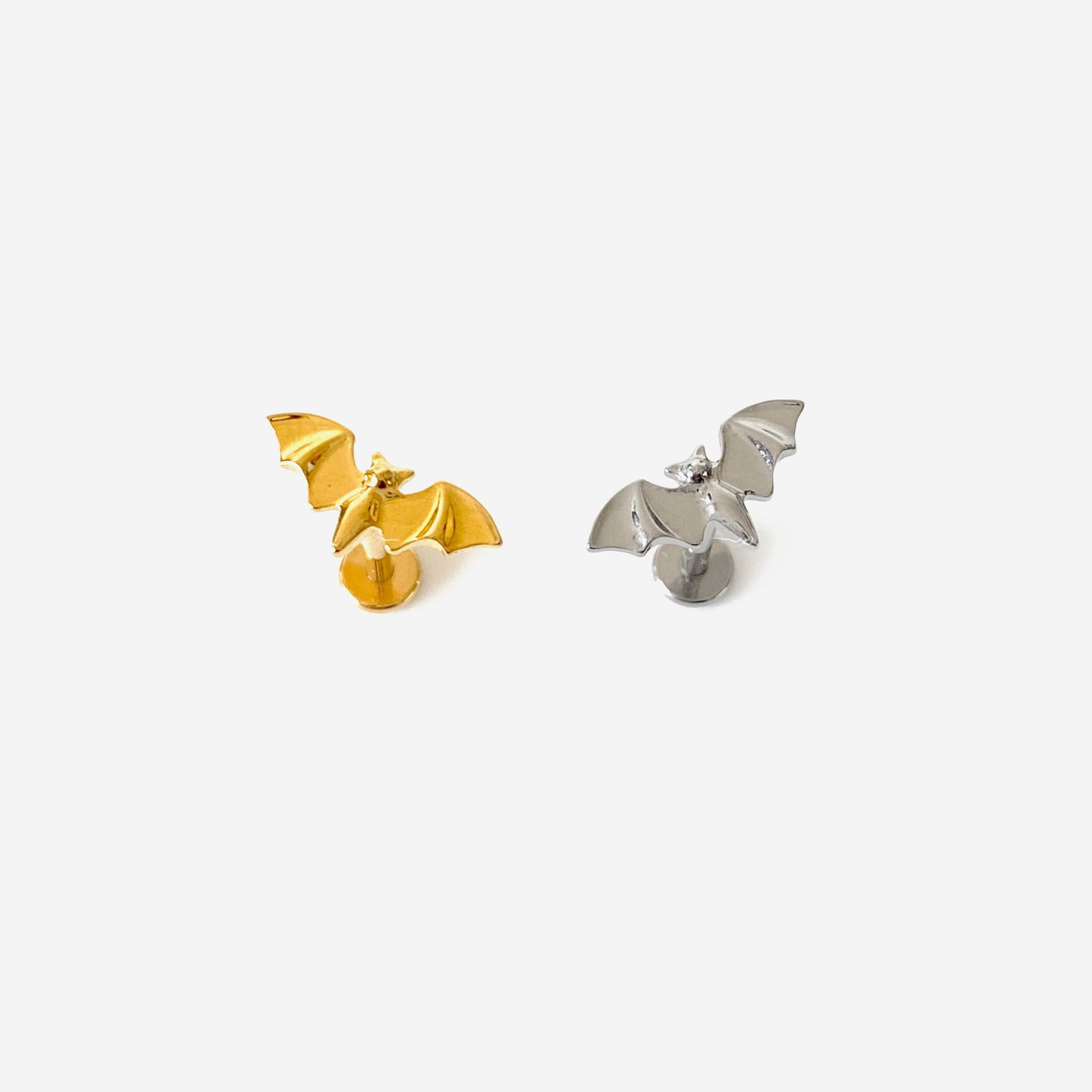 16G Titanium Bat Flat Back Stud