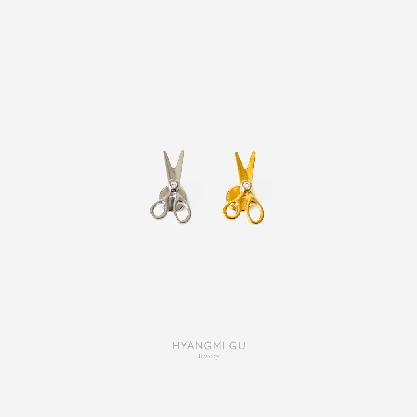16G Titanium Scissor Flat Back Stud