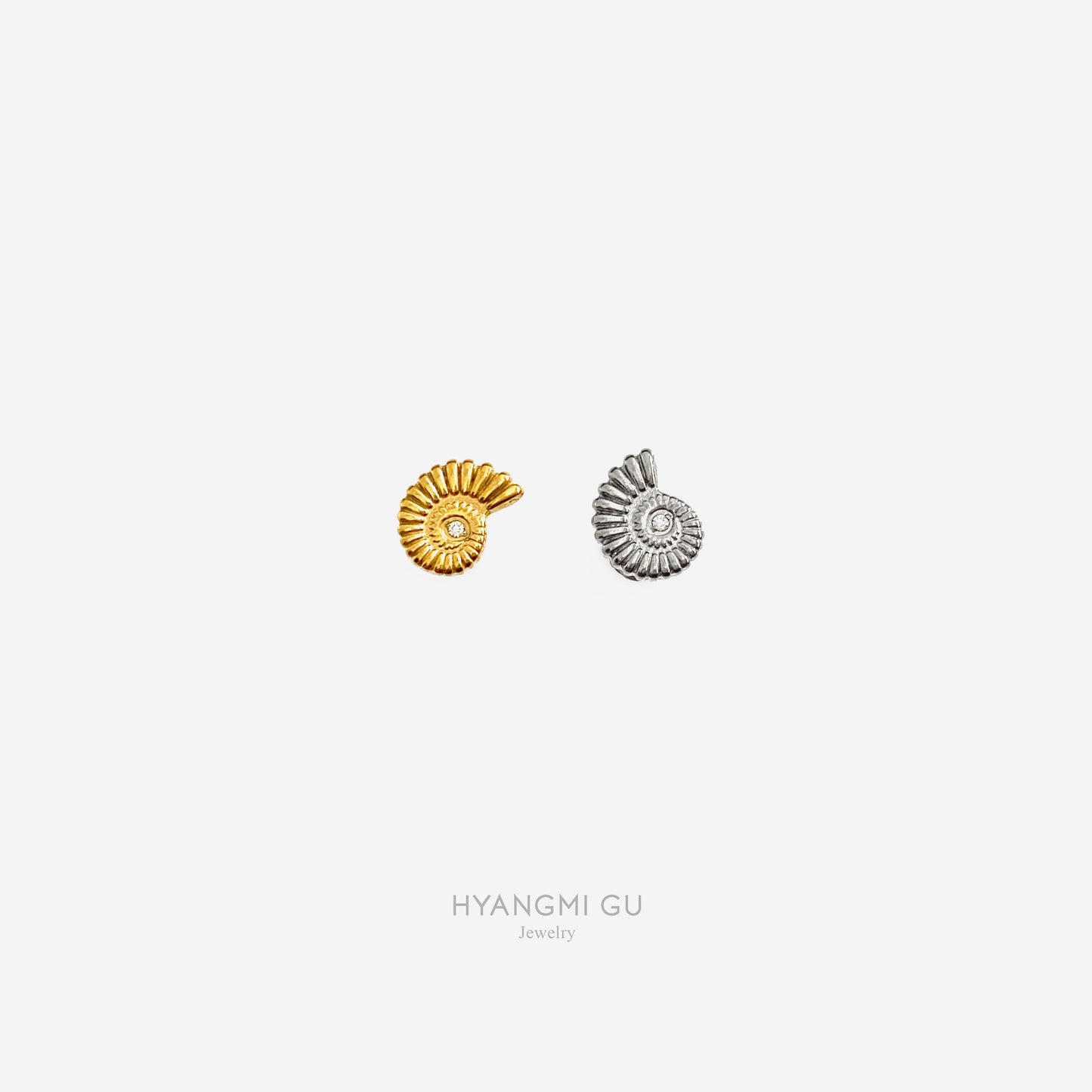 16G Titanium Sea Snail Flat Back Stud