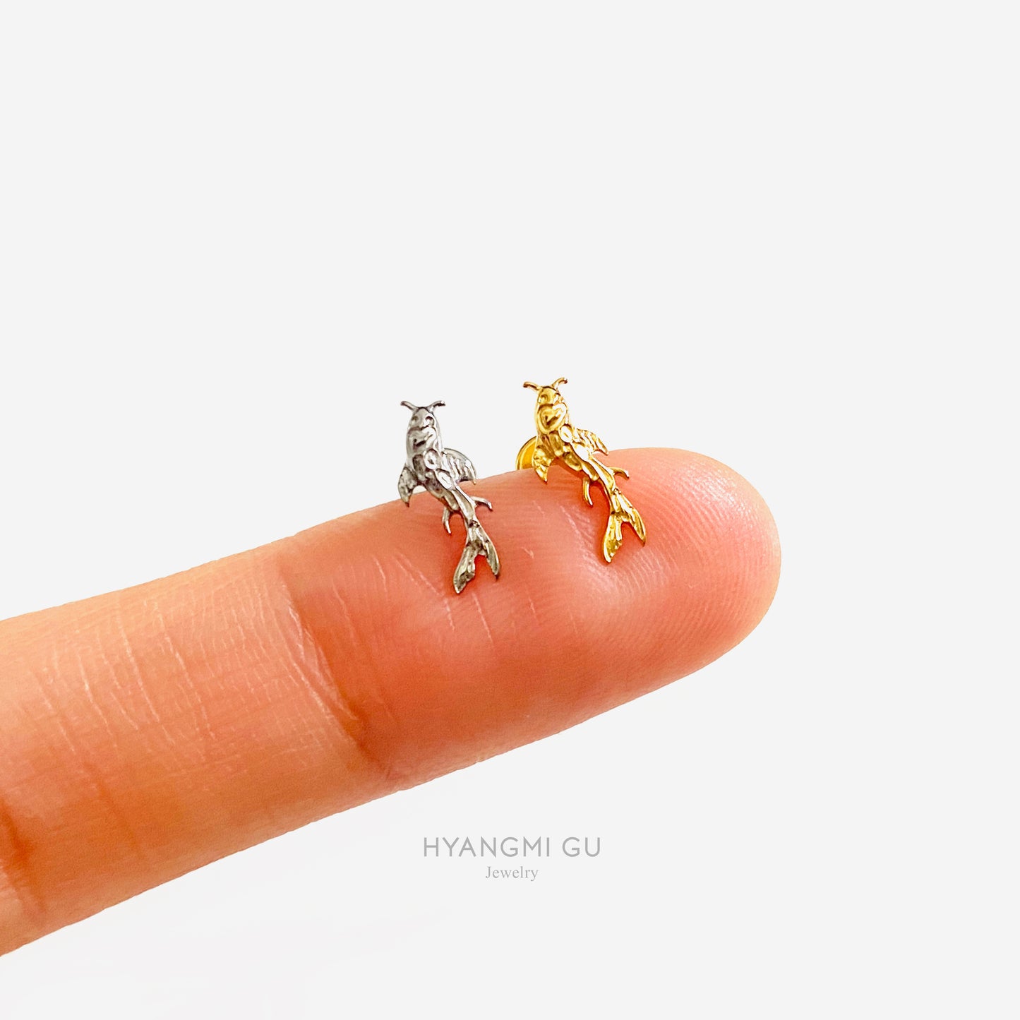 16G Titanium Koi Fish Flat Back Stud