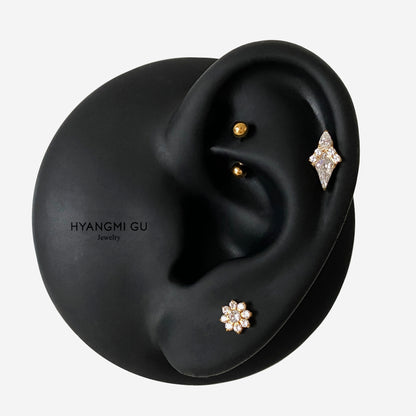 16G Titanium Antique Diamond Flat Back Stud