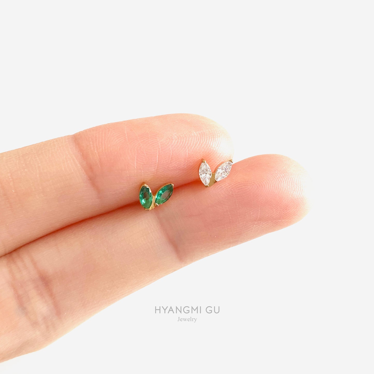 16G Titanium Gold Unbalance Leaf Flat Back Stud