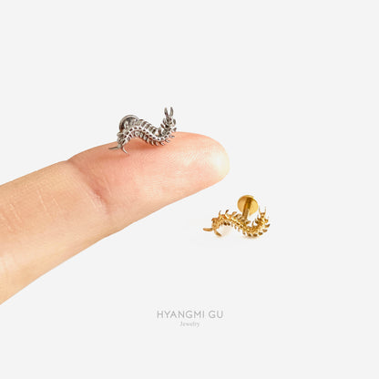 16G Titanium Centipede Flat Back Stud